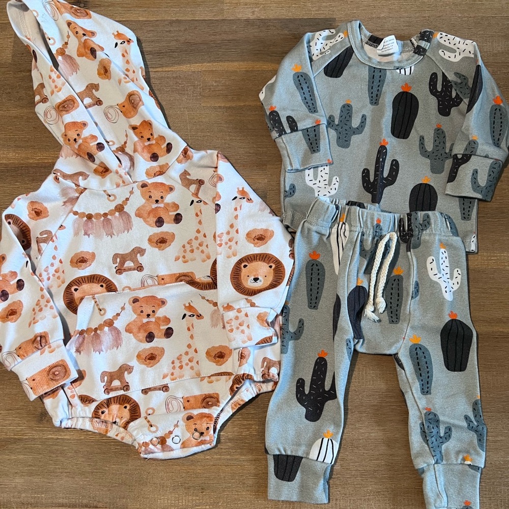 Little One Shop Infant Bundle 3-6 mos. EUC romper and sweat set